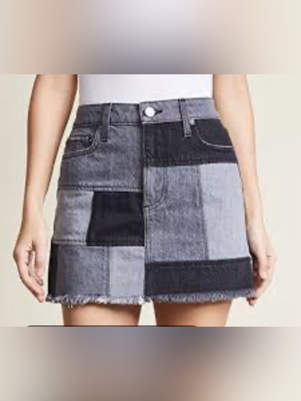 Alice + Olivia Two-Tone Patchwork Denim Mini SkirtGray & Black

SEND ME OFFERS